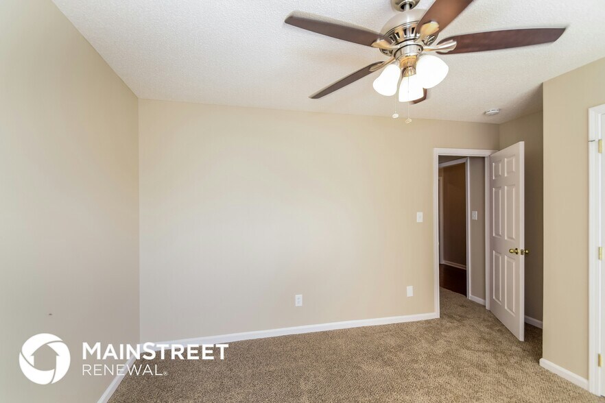 Building Photo - 4235 Candle Brook Ln