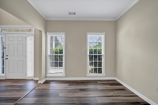 Building Photo - Move into this home and share in its appreciation with Acre.  See more at www dot acrehomes dot com