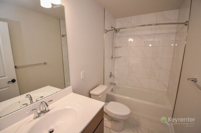 Building Photo - 320 Schadle Rd