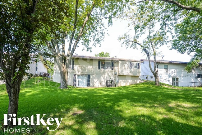 Building Photo - 11321 Amboy Ln