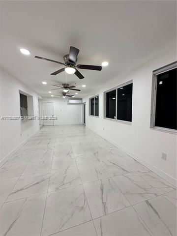 Building Photo - 380 W 32nd St