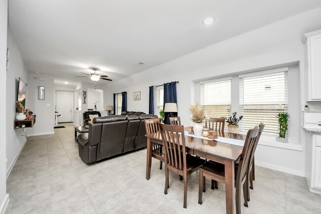 Building Photo - 21246 Montego Bay Dr