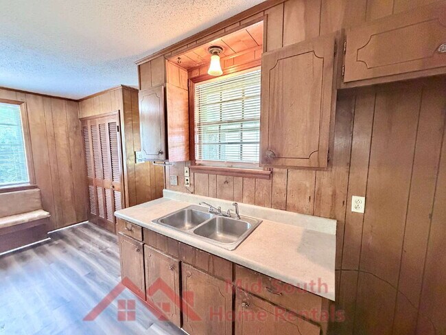 Building Photo - 3856 Warrington Cove