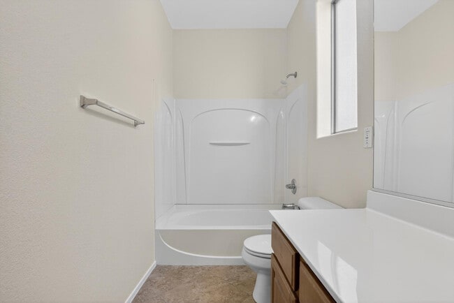 Building Photo - 18711 E Raven Dr