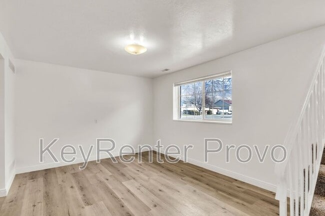 Building Photo - 1893 W 800 N St