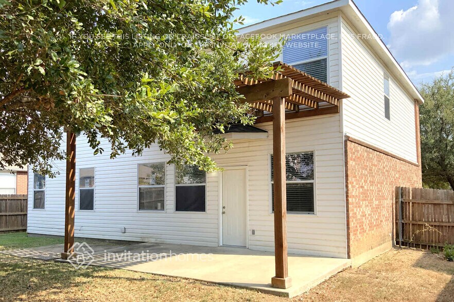 Building Photo - 1609 White Dove Ln