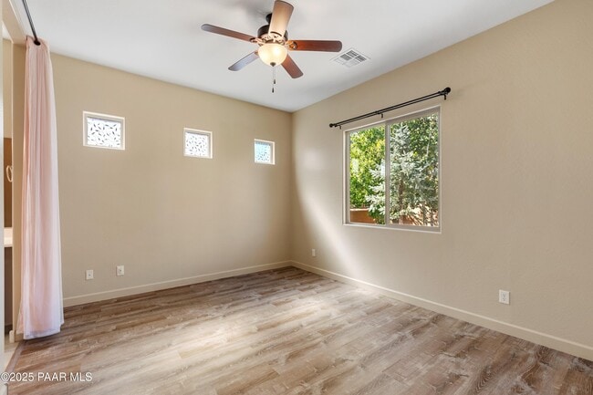 Building Photo - 2416 Alberta Way