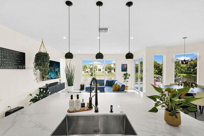 Building Photo - 16373 SW 30th St