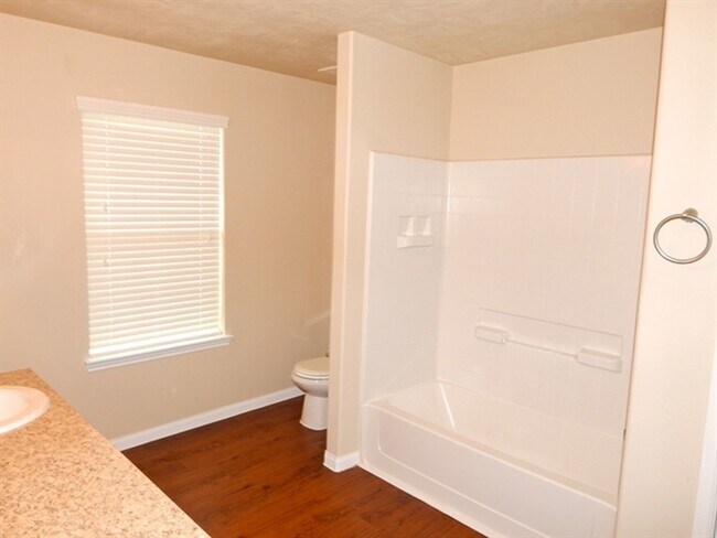 Building Photo - 3406 Maris Way