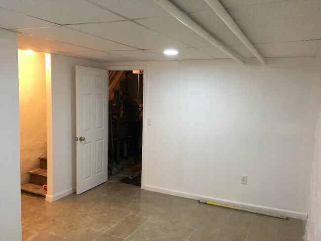 Building Photo - 1143 Rosalie St