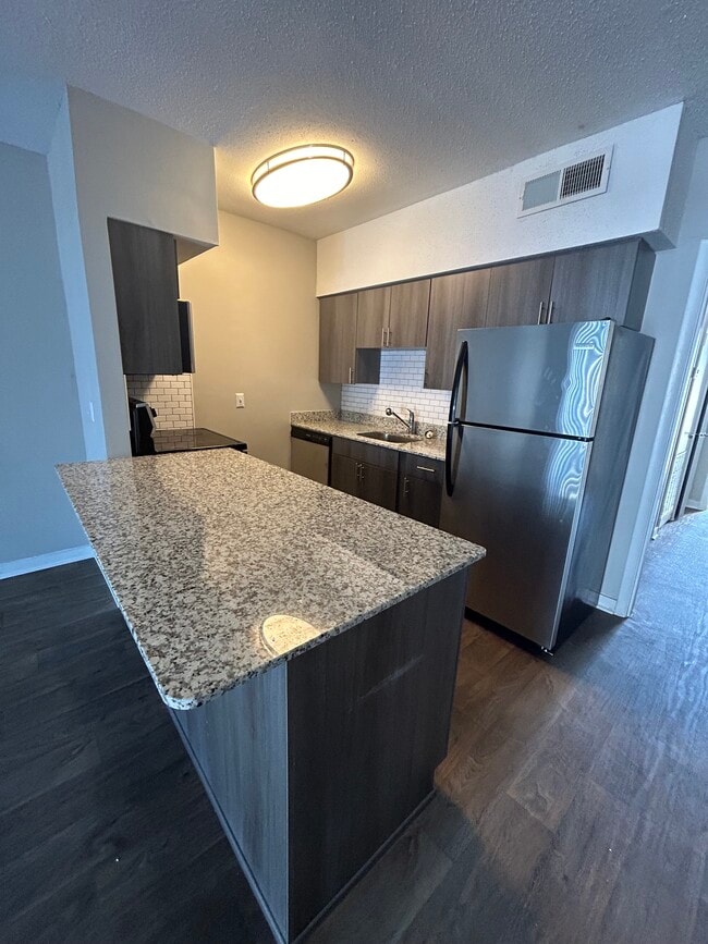 Building Photo - Grayton on Dean