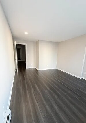 Building Photo - 677 2nd Ave