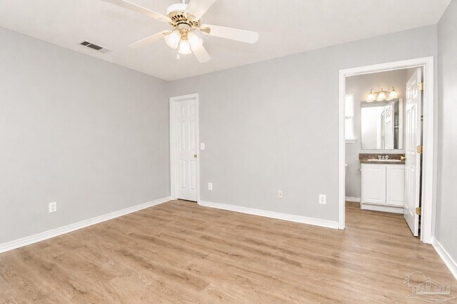 Building Photo - 10588 Wilderness Ln