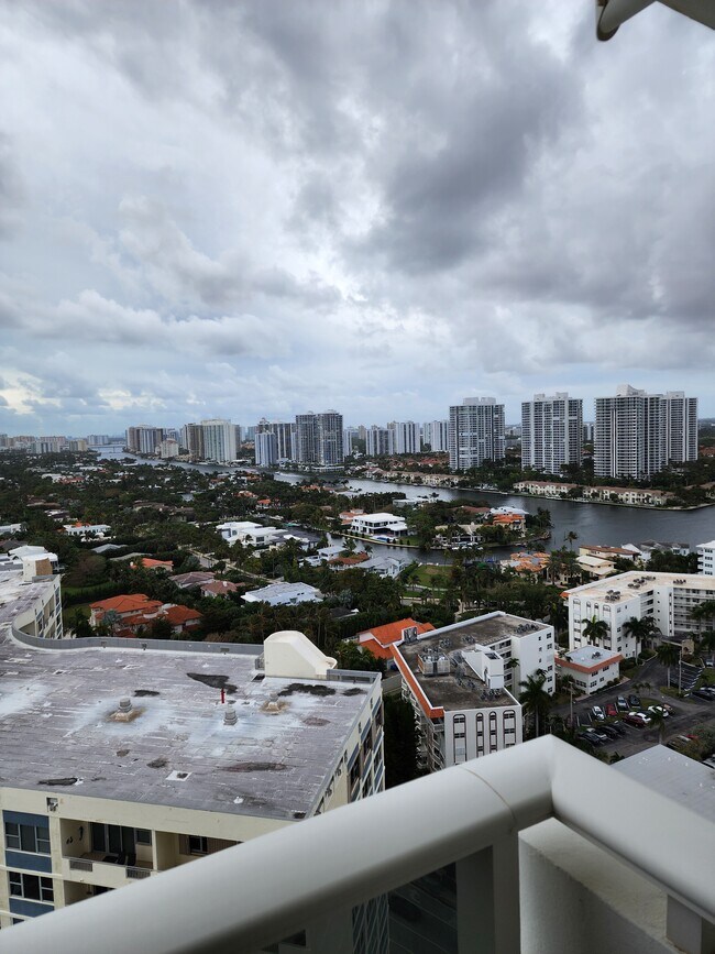 Balcony - 3140 S Ocean Dr