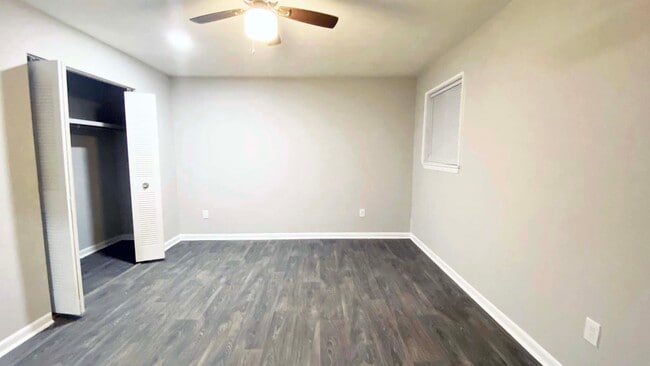 Building Photo - 6476 Voyles Dr