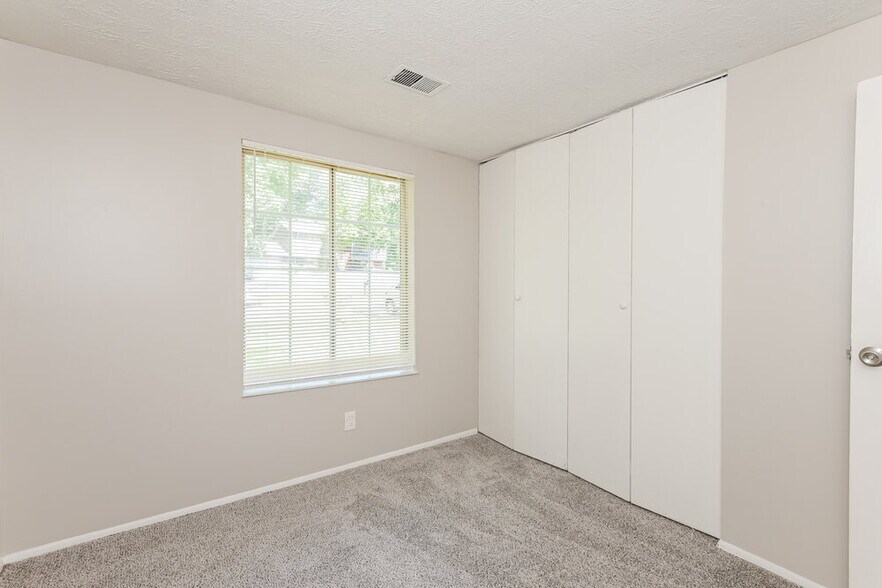 Building Photo - 1103 Sandune Dr