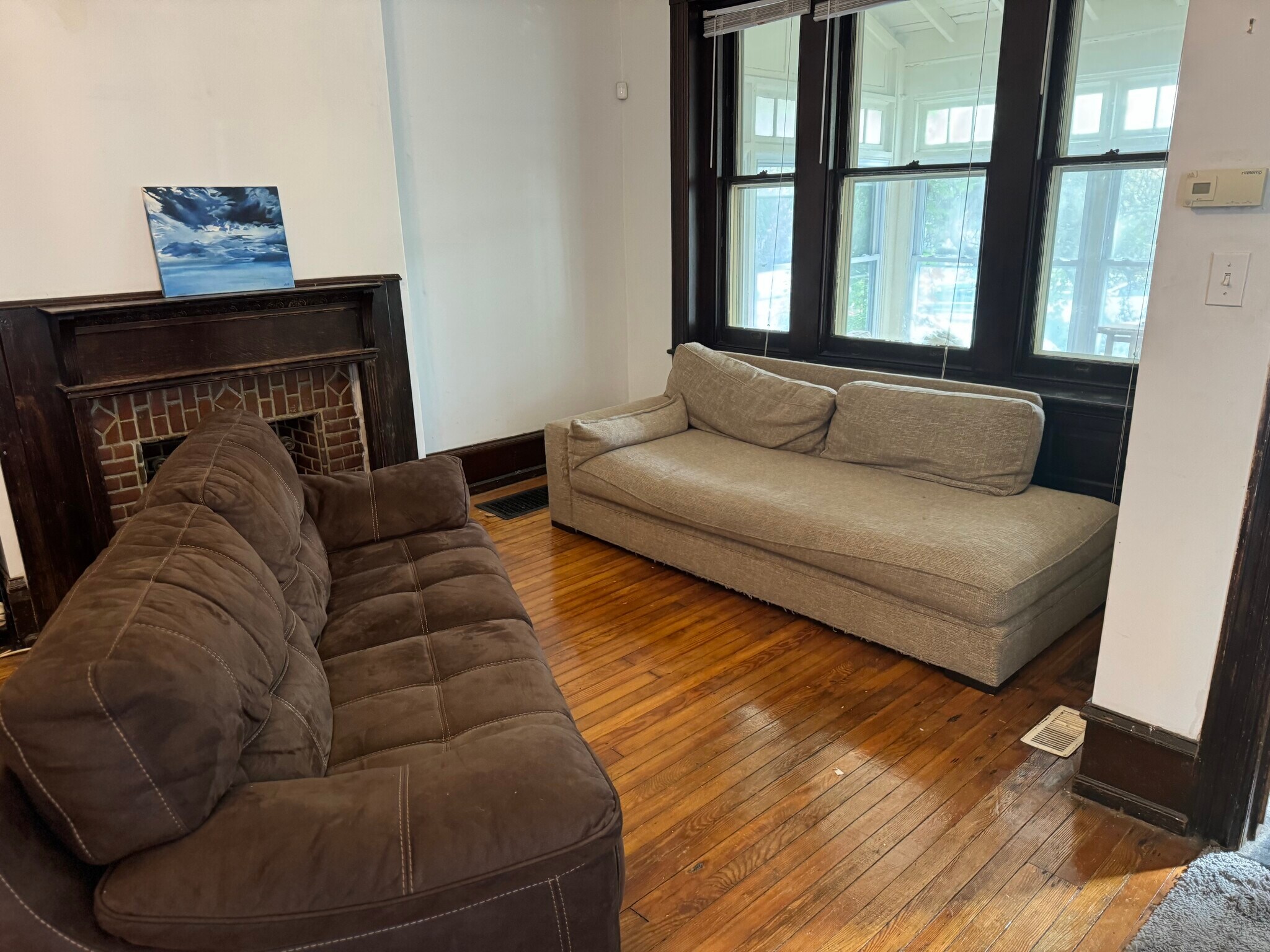 Living Room - 5031 Cedar Ave