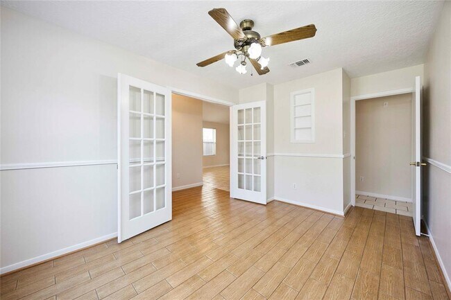 Building Photo - 8707 Orchard Ln