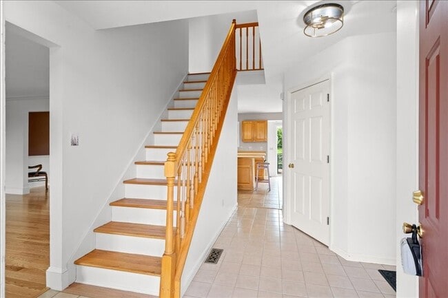Building Photo - 151 Whitetail Dr