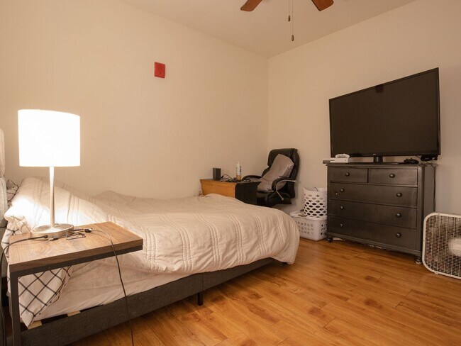 Building Photo - The Fountain Square Apartments