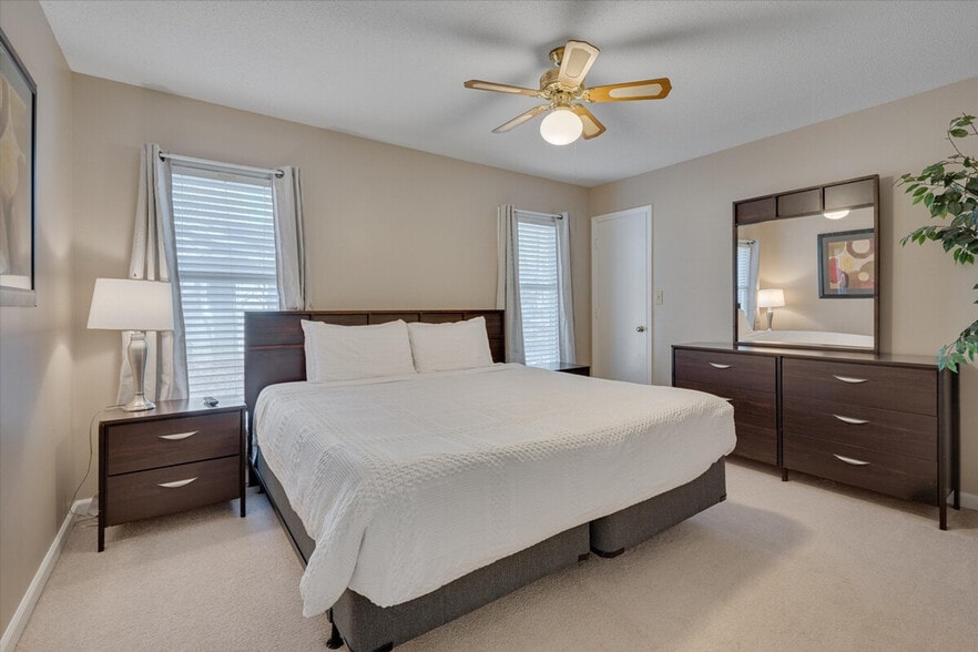 Building Photo - 4408 American Dr