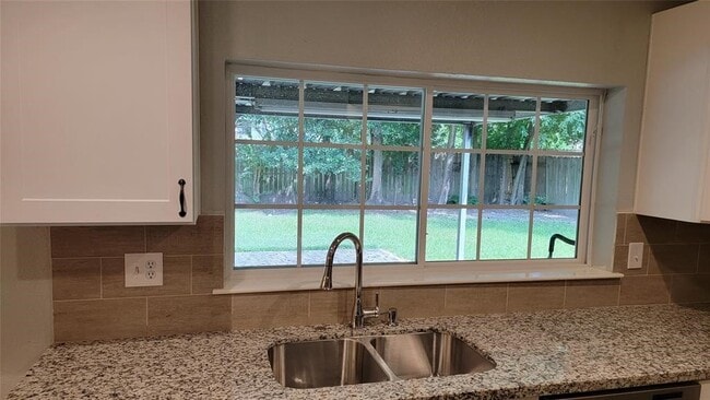 Building Photo - 9630 E Savile Cir