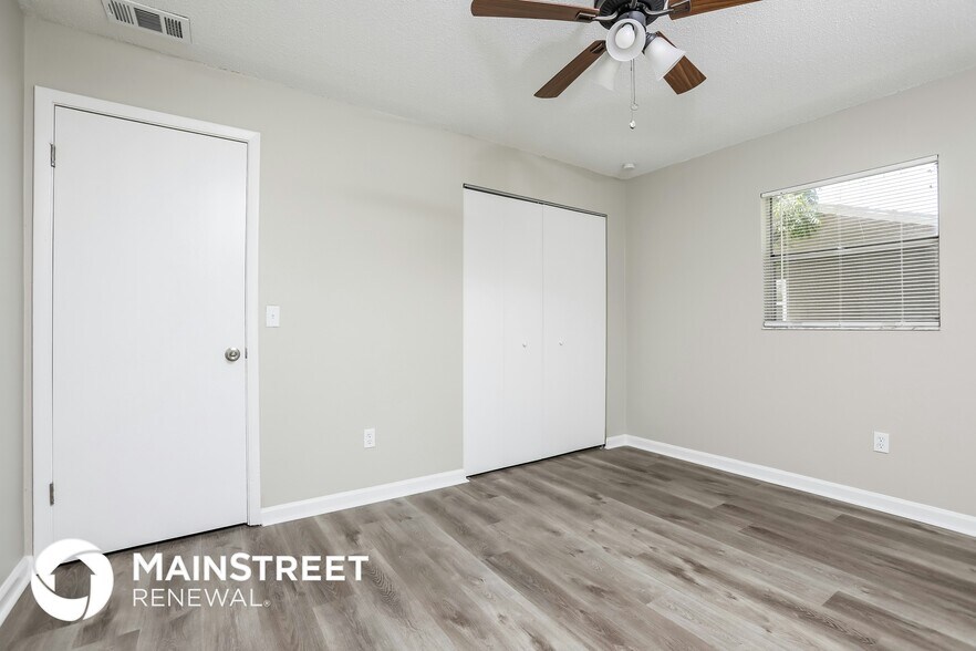 Building Photo - 7357 Riverside Pl