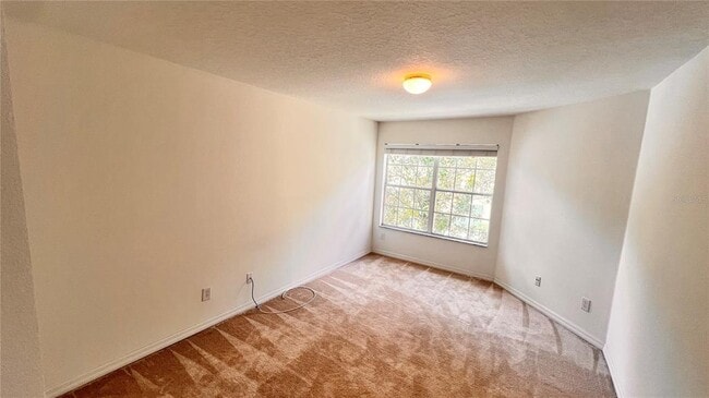 Building Photo - 3658 Oakdale Cir