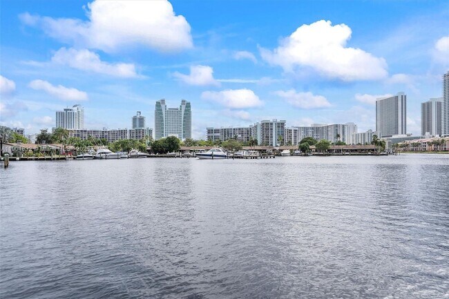 Building Photo - 600 Three Islands Boulevard
