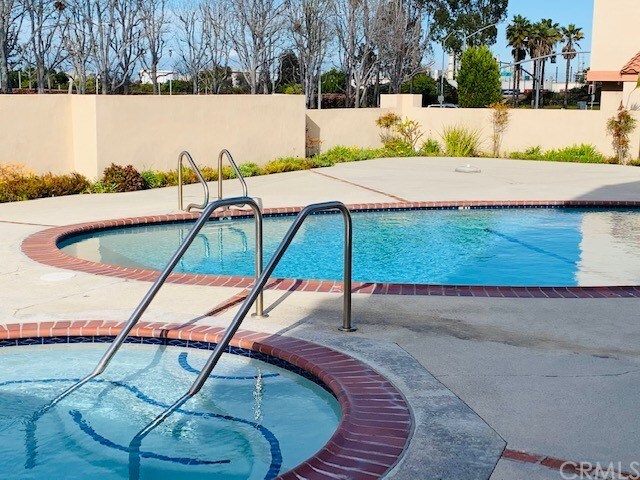 Building Photo - 3478 Del Amo Blvd