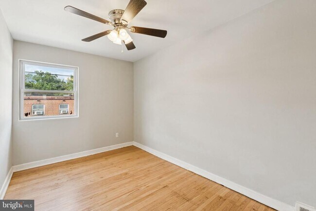 Building Photo - 7239 Haverford Ave