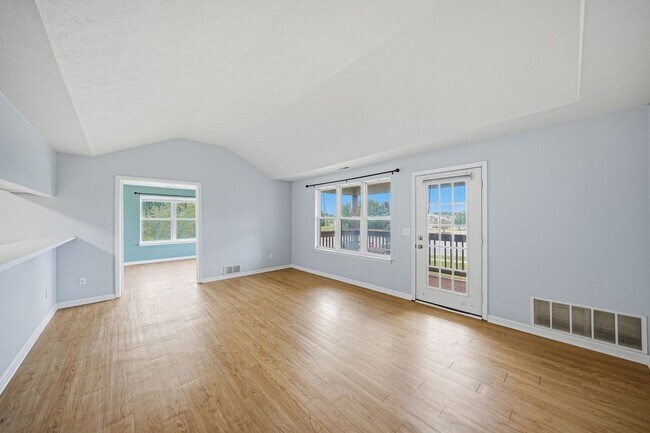 Building Photo - 1474 Millbrook Trail