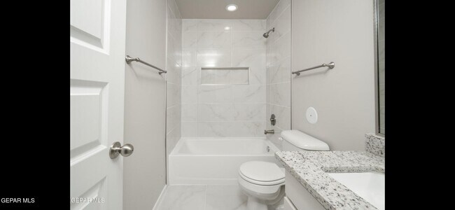 Building Photo - 15221 Gauge Ct