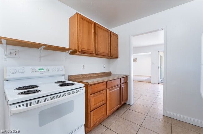 Building Photo - 1108 Tumbleweed Ave