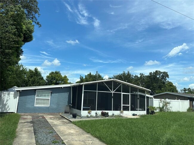 Primary Photo - 1107 Leisure Ave