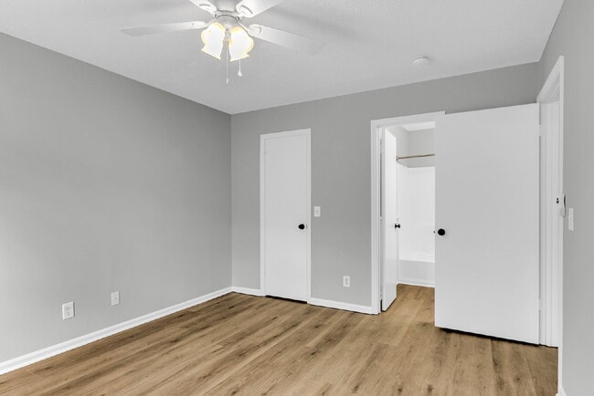 Building Photo - Location, Space and convenience at this adorable home.