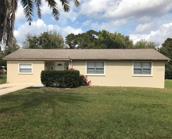 Primary Photo - 224 Colomba Rd