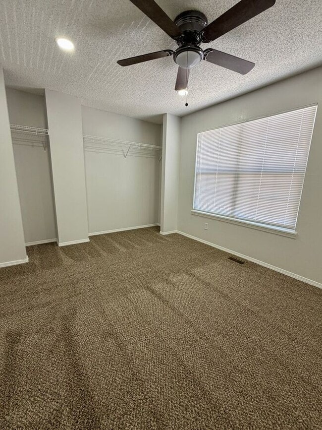 Building Photo - 4184 Charleston Dr