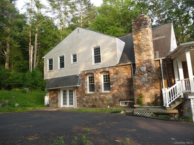 Building Photo - 196 Oakland Valley Rd