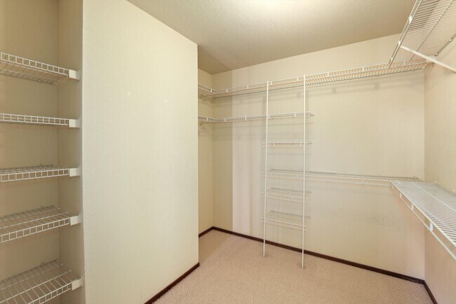Building Photo - 34267 Quartz Terrace