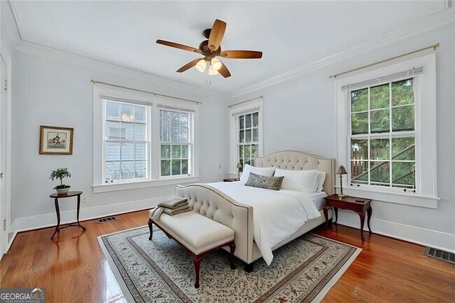 Building Photo - 444 Burlington Rd NE