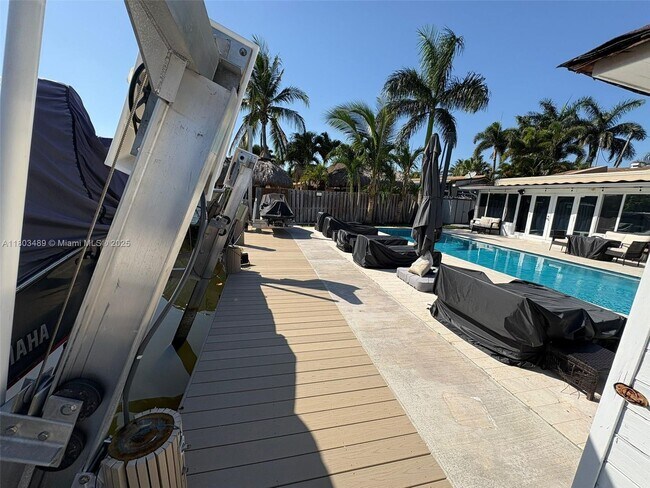 Building Photo - 963 Nautilus Isle