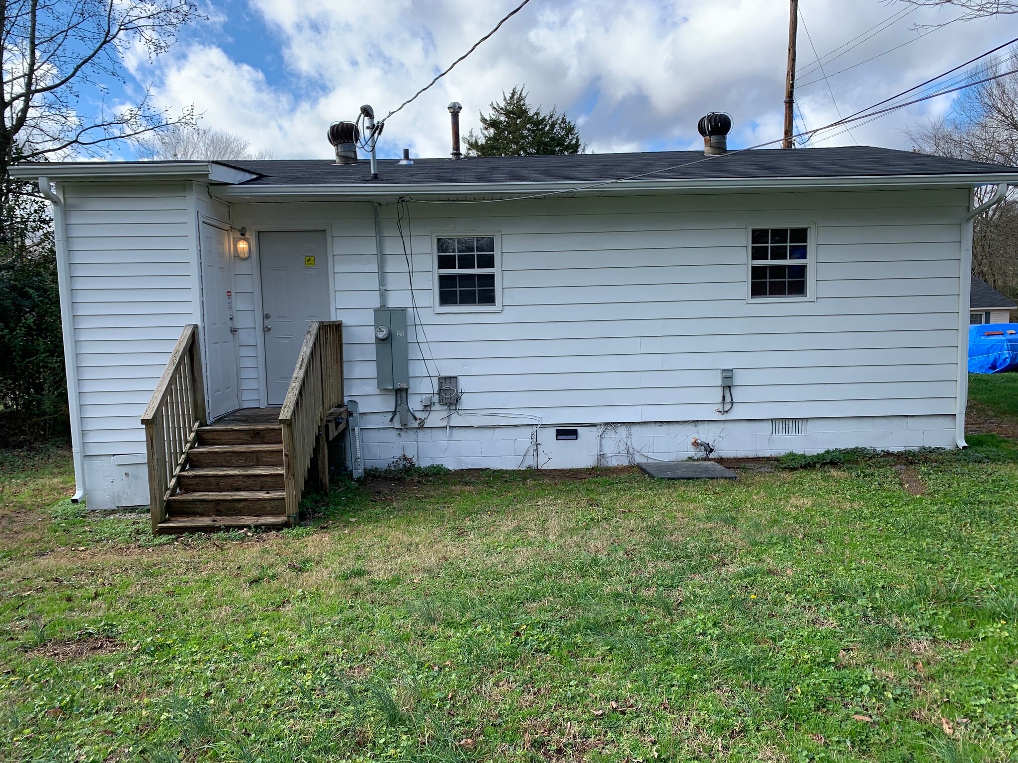 Building Photo - 629 Northway Dr