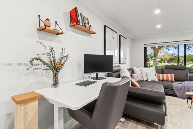 Building Photo - 9001 Jacaranda Ln