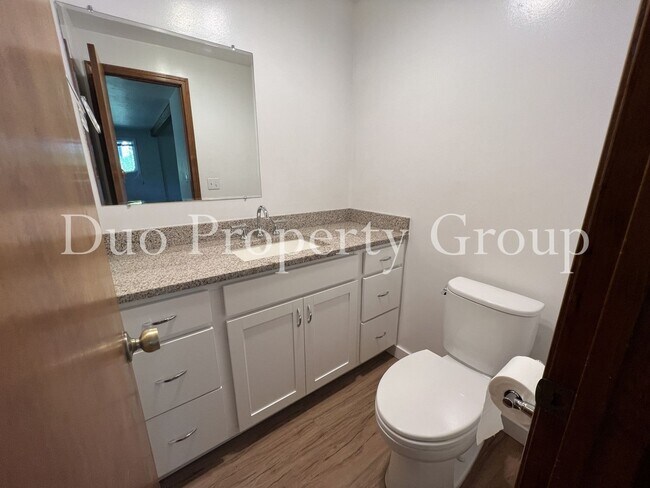 Building Photo - North Adams