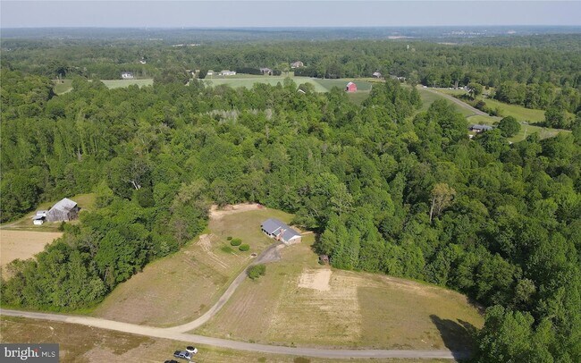 Building Photo - 13245 Croom Rd