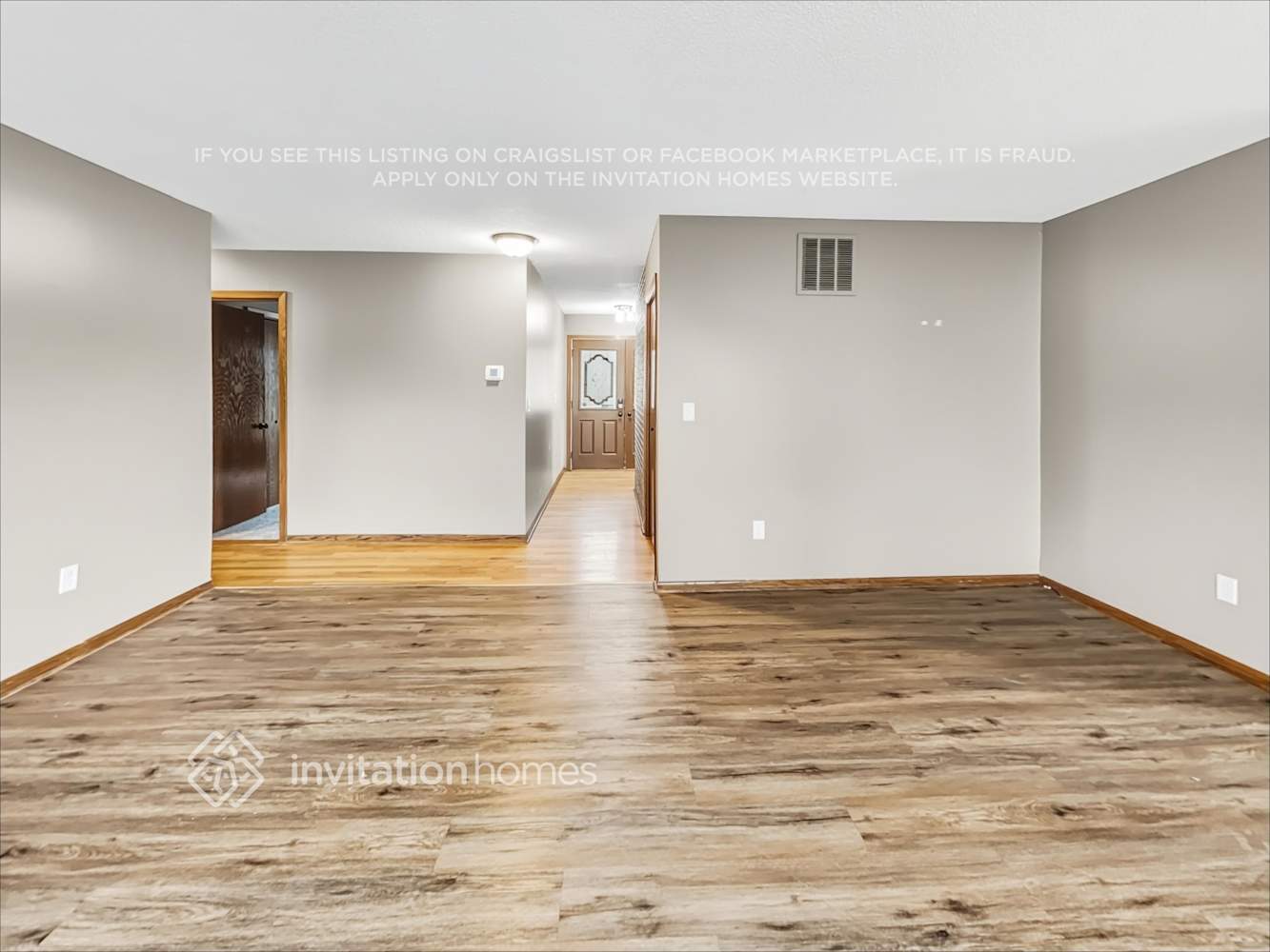 Building Photo - 7015 W Shadow Lake Dr