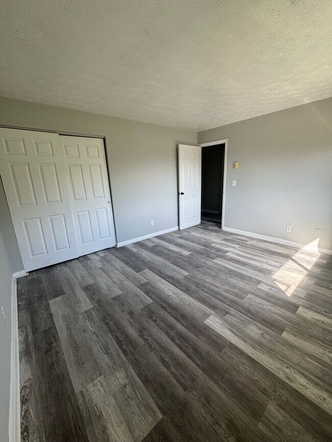 Building Photo - 3309 Roosevelt Blvd