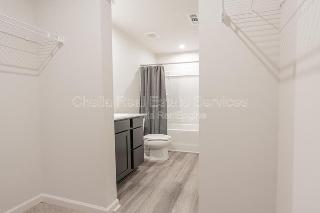 Building Photo - 2935 Winterberry Dr