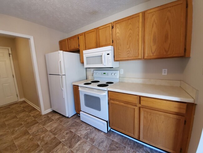 Building Photo - 8714 Tangletree Dr